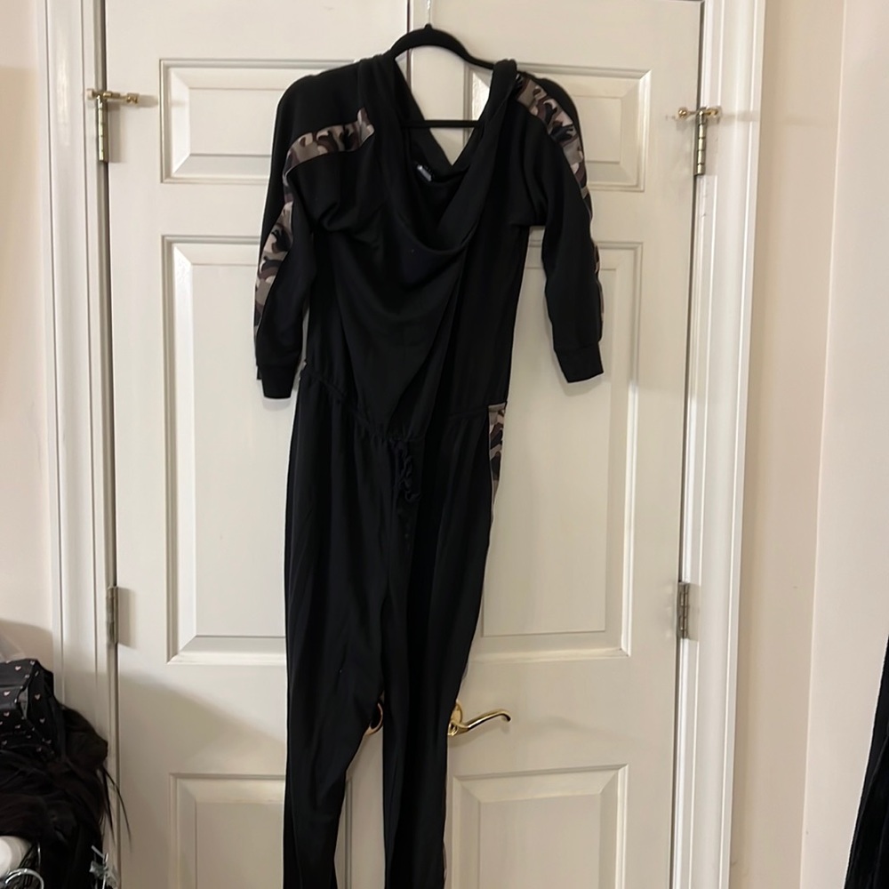 Venus off shoulder black/camo jumpsuit - size 1X